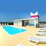 Garden Retreat Steps From The Pool * Бібіоне