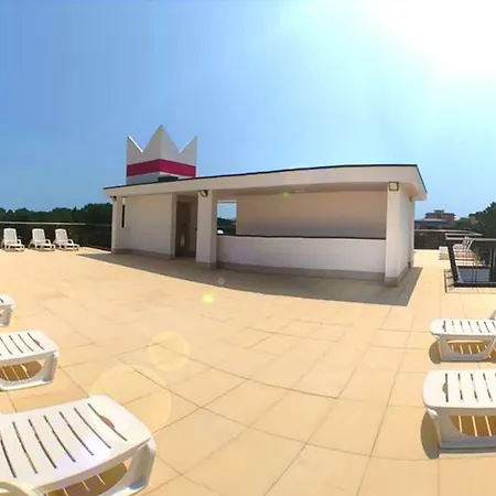 Appartamento Garden Retreat Steps From The Pool