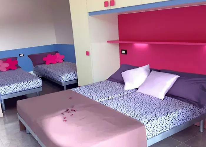 Garden Retreat Steps From The Pool Apartment Bibione